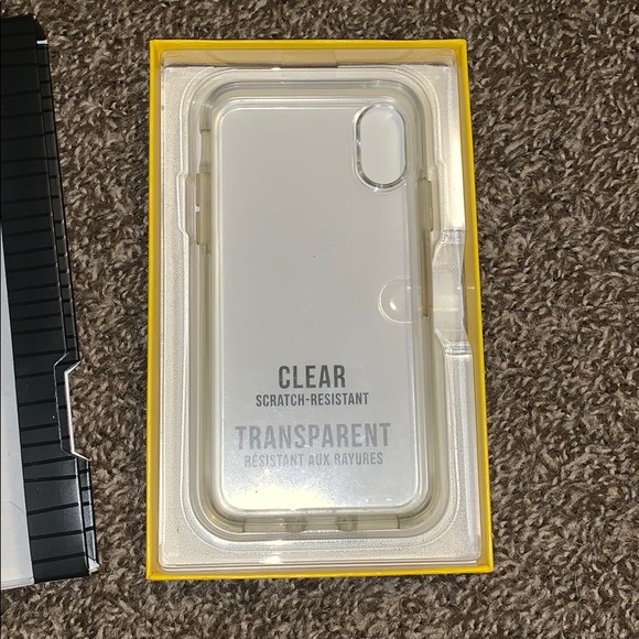 Clear otterbox iPhone X case - Picture 2 of 4